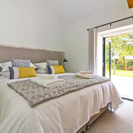 The Stable, Boskensoe Barns Holiday home